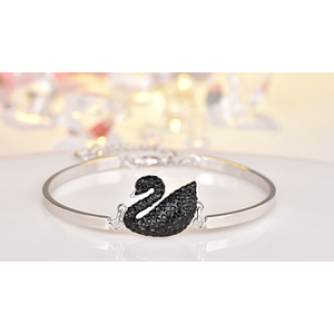 Swan Bracelet's elegant fashion